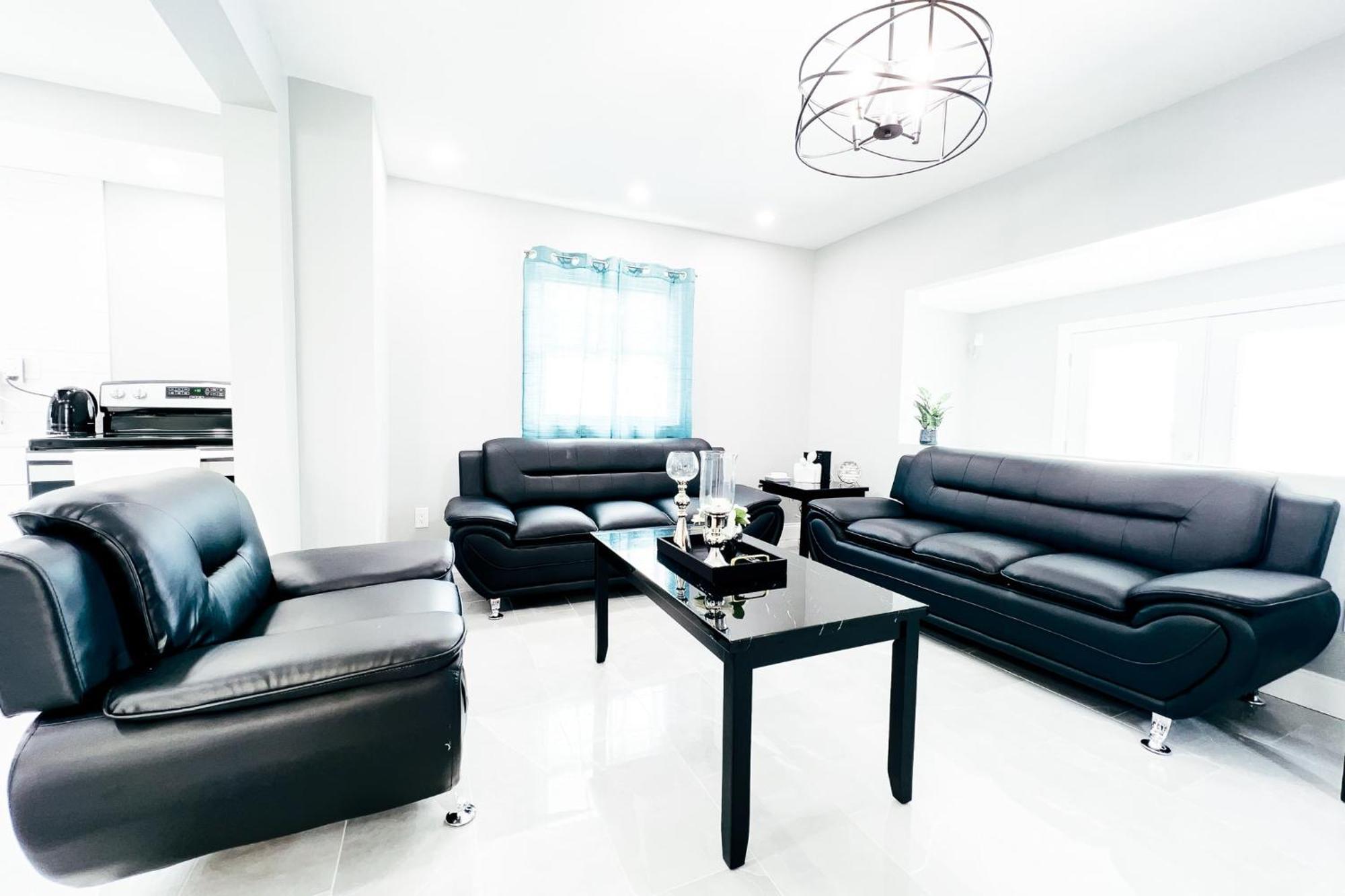 2 Homes, 1 Stay-7Br Niagara Falls Compound Extérieur photo