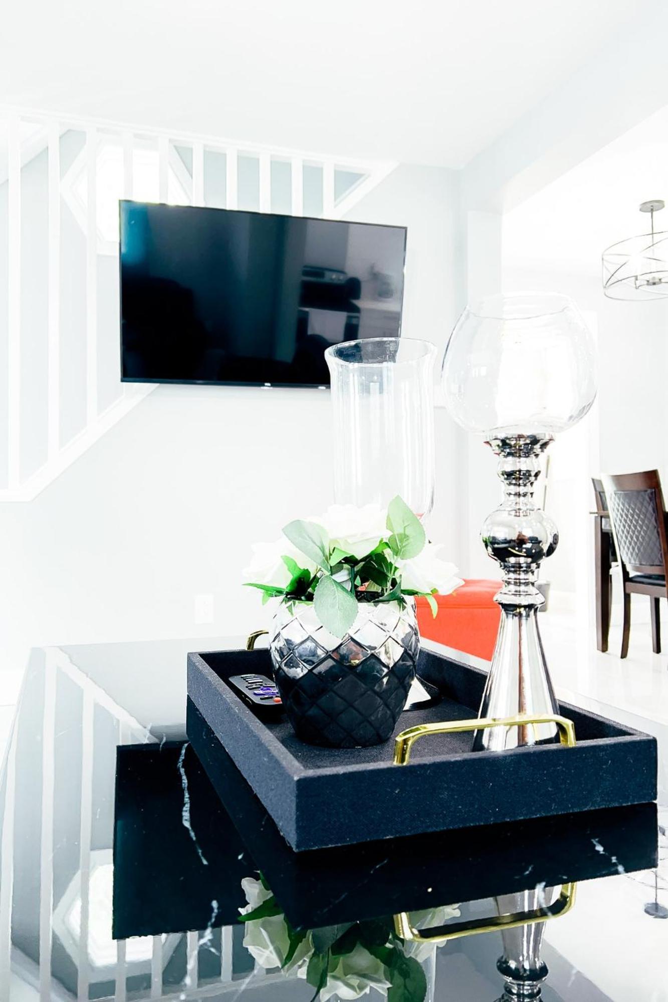 2 Homes, 1 Stay-7Br Niagara Falls Compound Extérieur photo