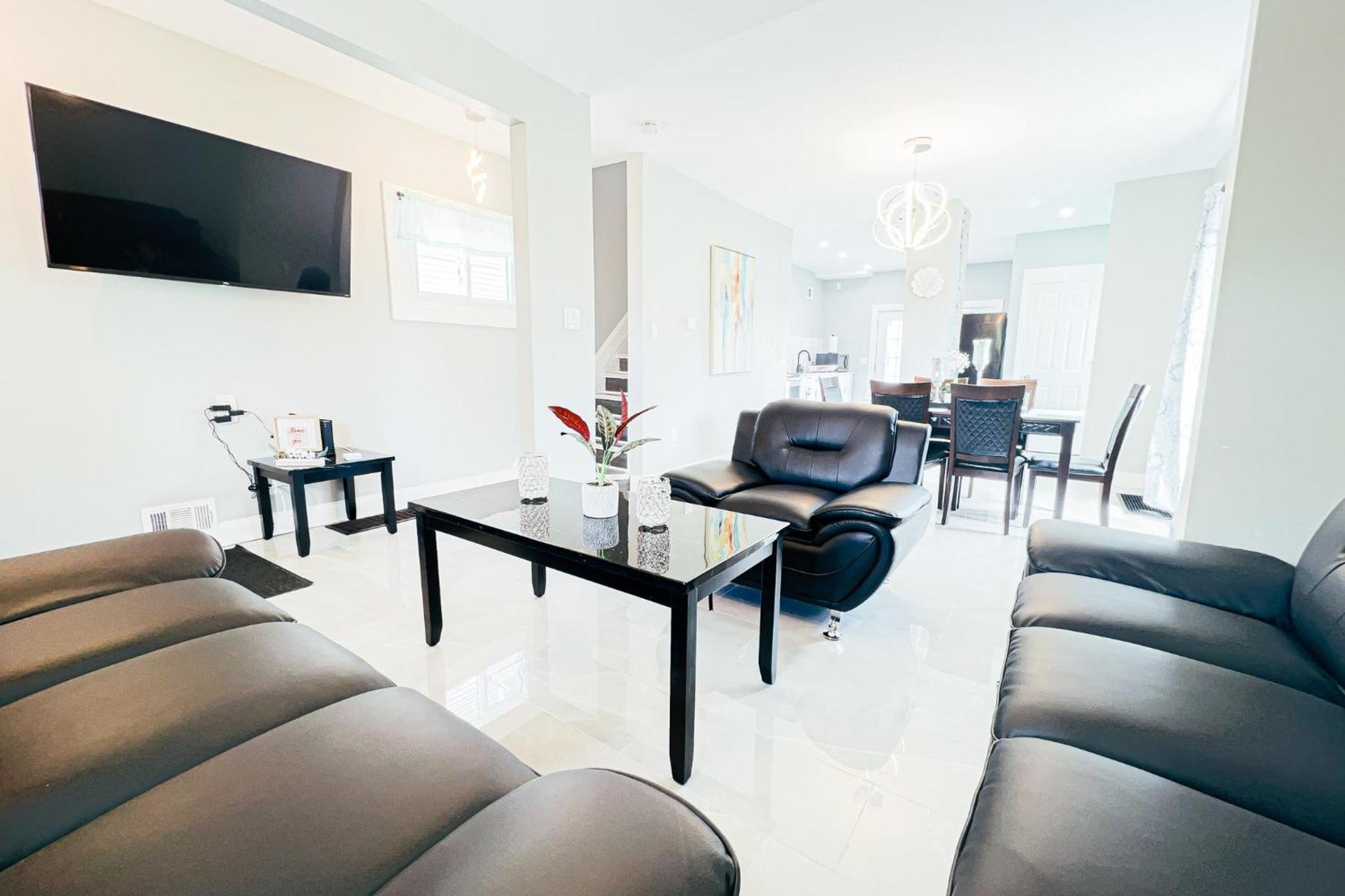 2 Homes, 1 Stay-7Br Niagara Falls Compound Extérieur photo