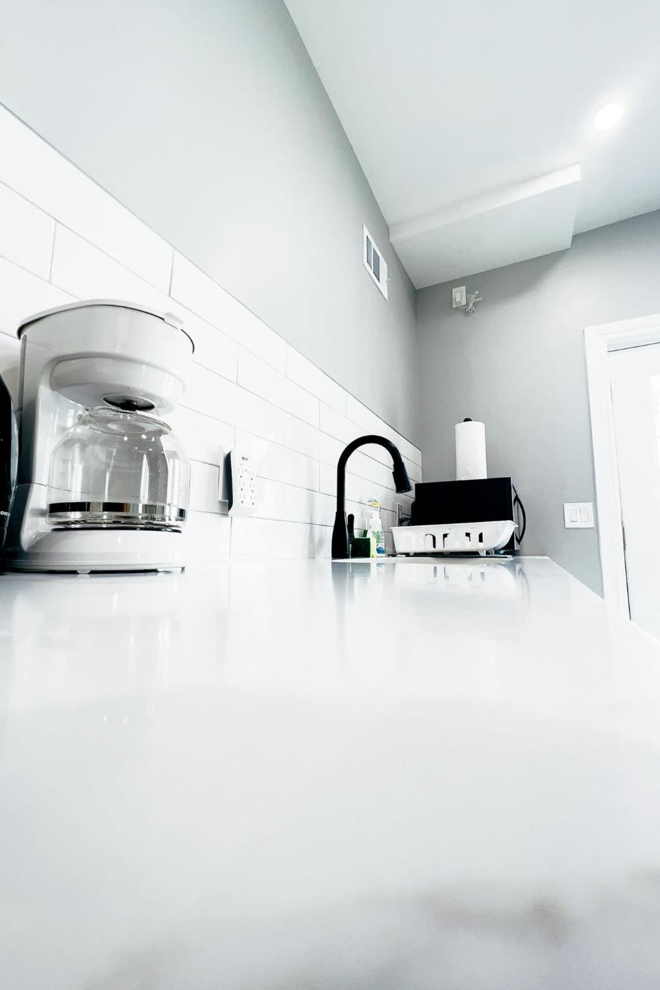 2 Homes, 1 Stay-7Br Niagara Falls Compound Extérieur photo