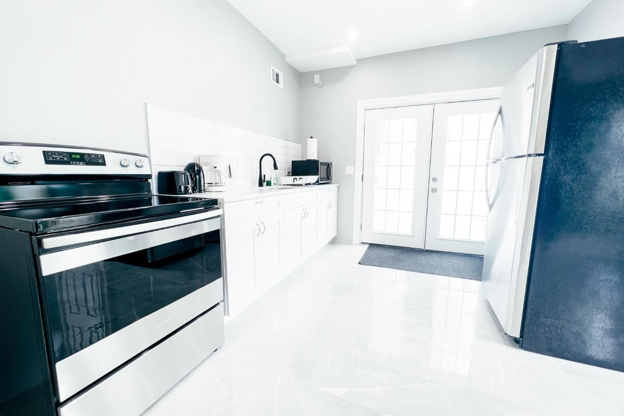 2 Homes, 1 Stay-7Br Niagara Falls Compound Extérieur photo