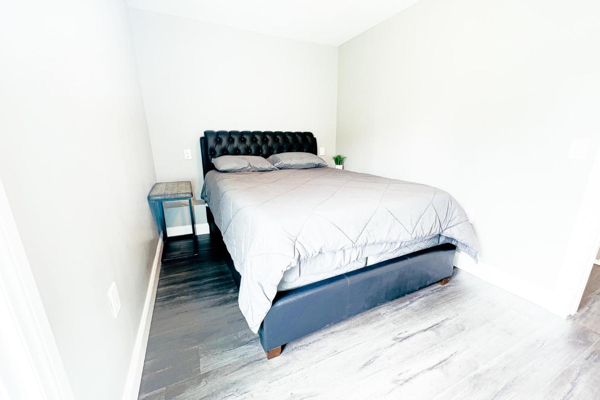 2 Homes, 1 Stay-7Br Niagara Falls Compound Extérieur photo