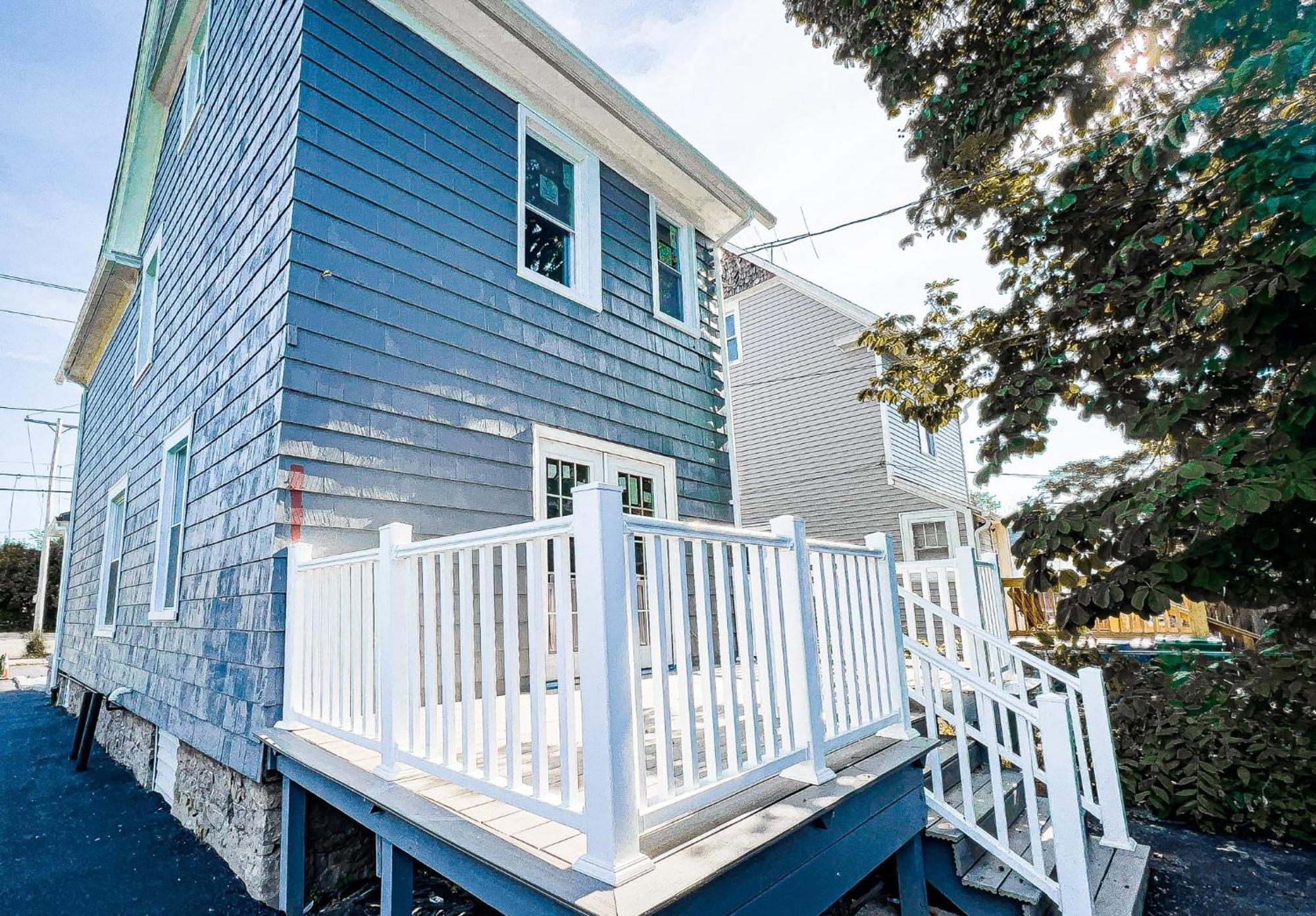 2 Homes, 1 Stay-7Br Niagara Falls Compound Extérieur photo